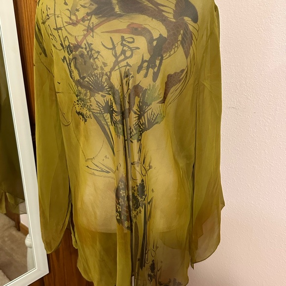 Top - Picture 2 of 3